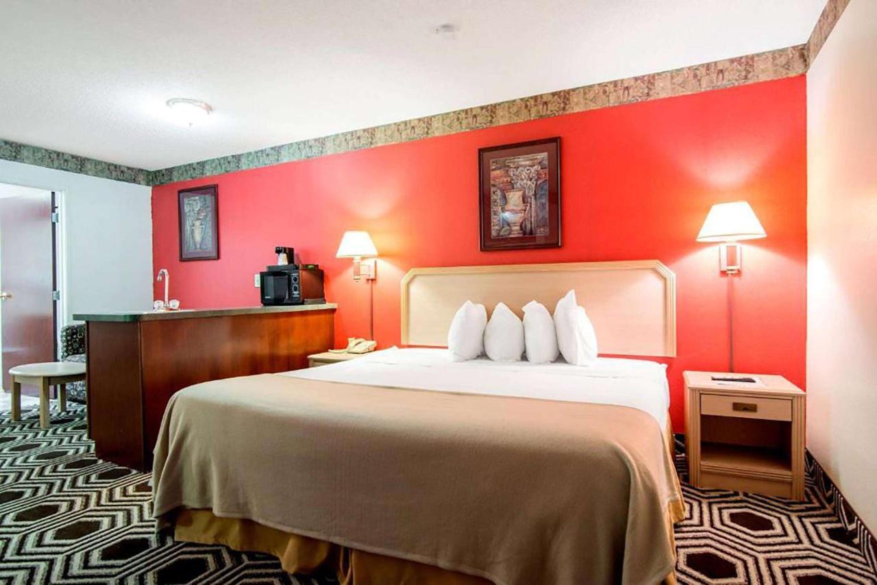 Days Inn By Wyndham Kentland Zewnętrze zdjęcie